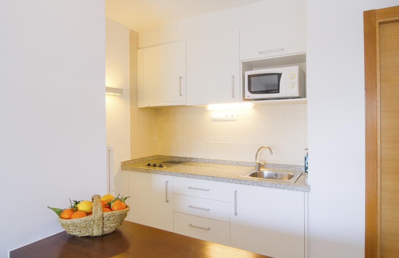 Apartamentos Bon Lloc Santa Eularia des Riu Exterior photo