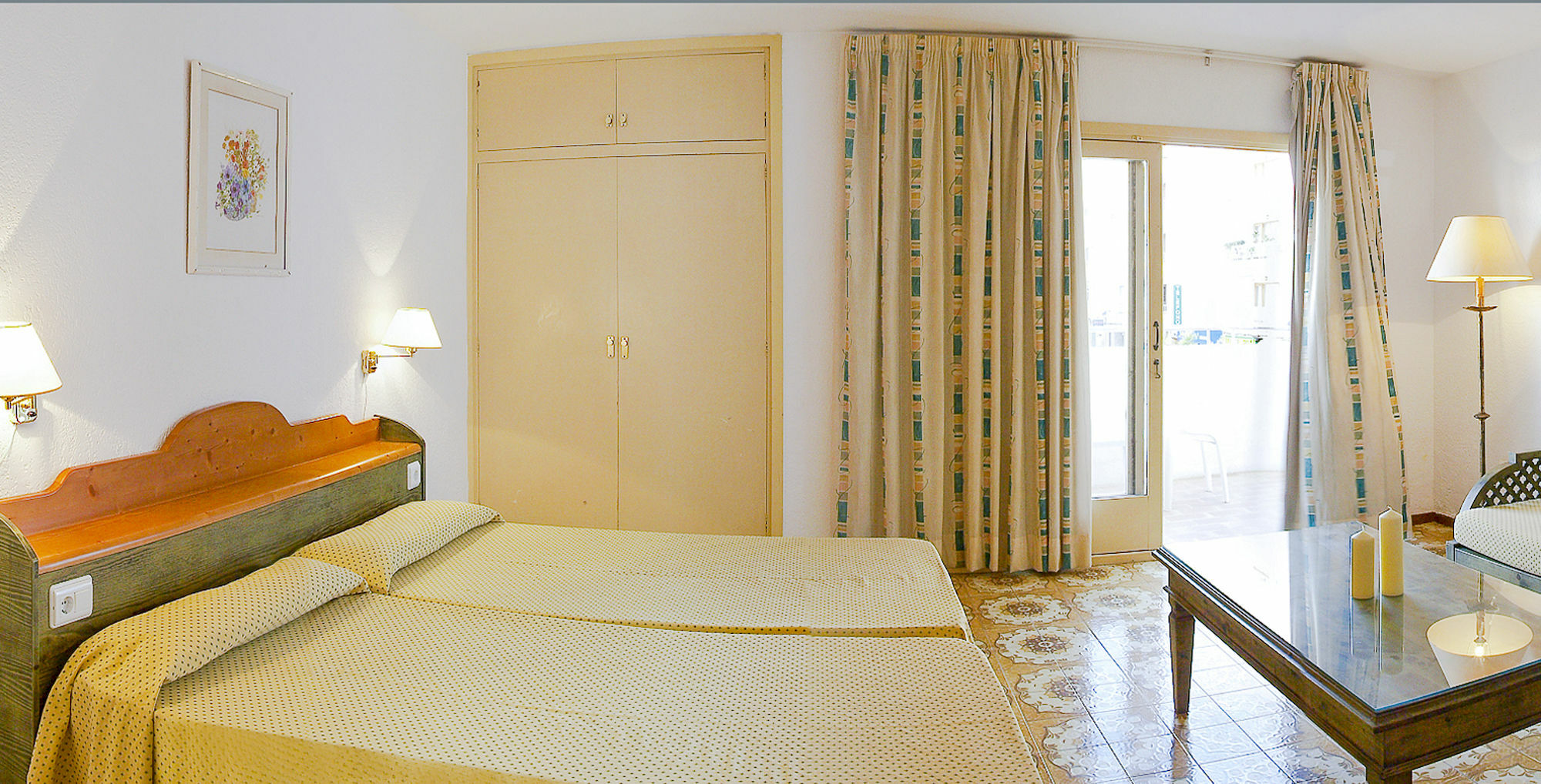 Apartamentos Bon Lloc Santa Eularia des Riu Exterior photo