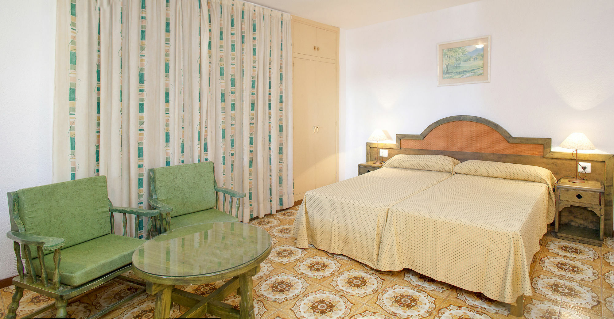 Apartamentos Bon Lloc Santa Eularia des Riu Exterior photo